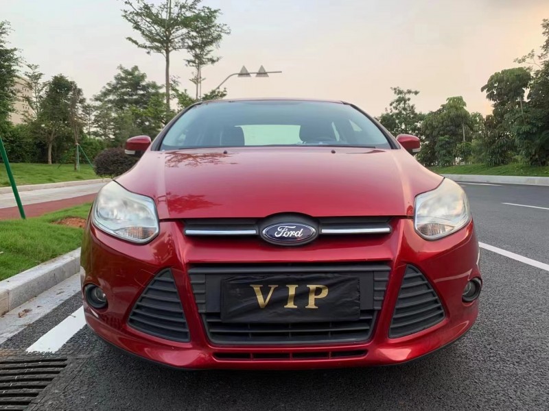 广州14年福特福克斯9