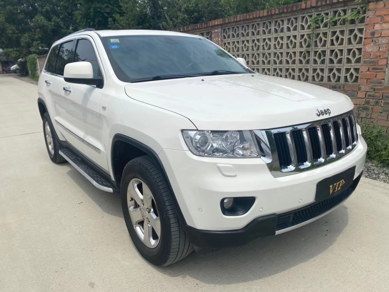 成都12年Jeep大切諾基6