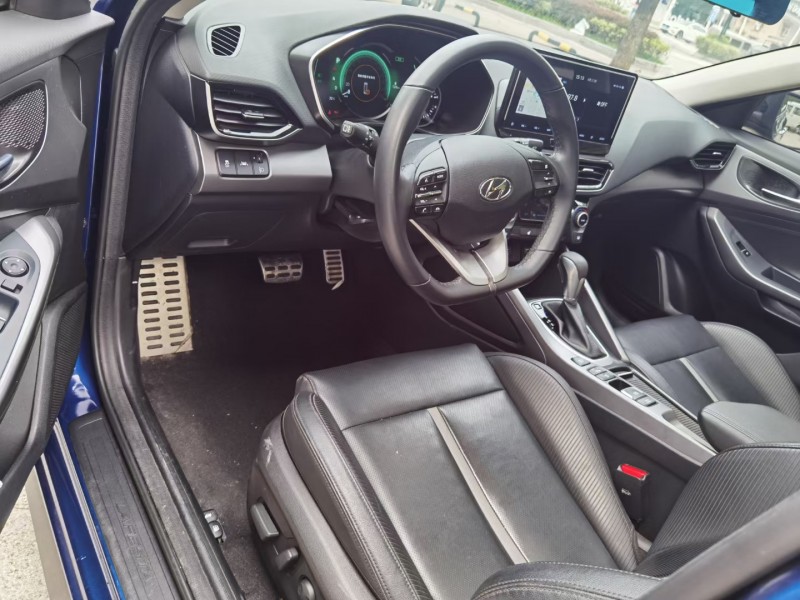 武汉19年现代菲斯塔7