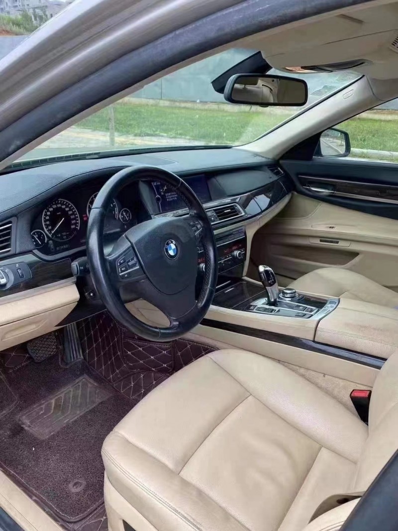 溫州11年寶馬7系4