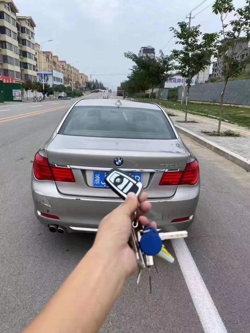 溫州11年寶馬7系8