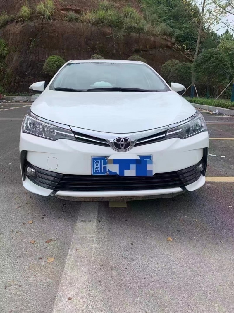 武汉18年丰田卡罗拉1