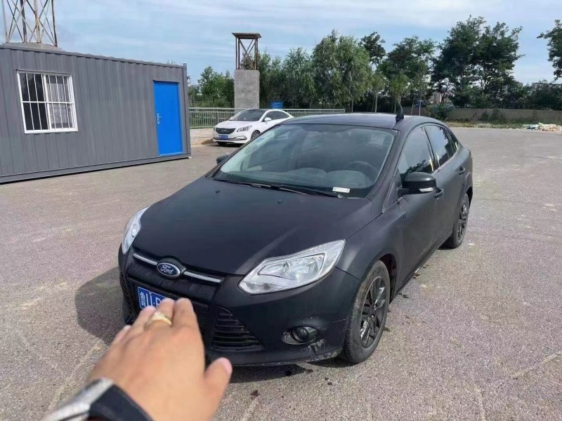 济宁15年福特福克斯1