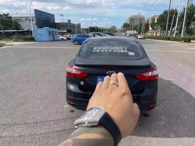 济宁15年福特福克斯8