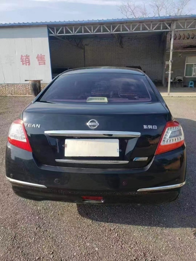 西安12年日產天籟2