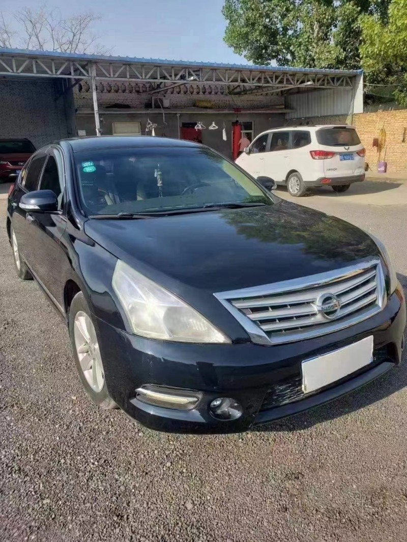 西安12年日產天籟3