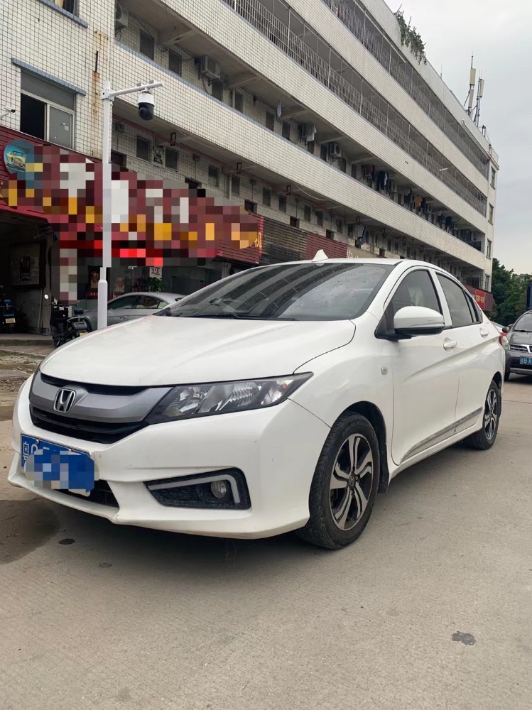 深圳16年本田锋范7