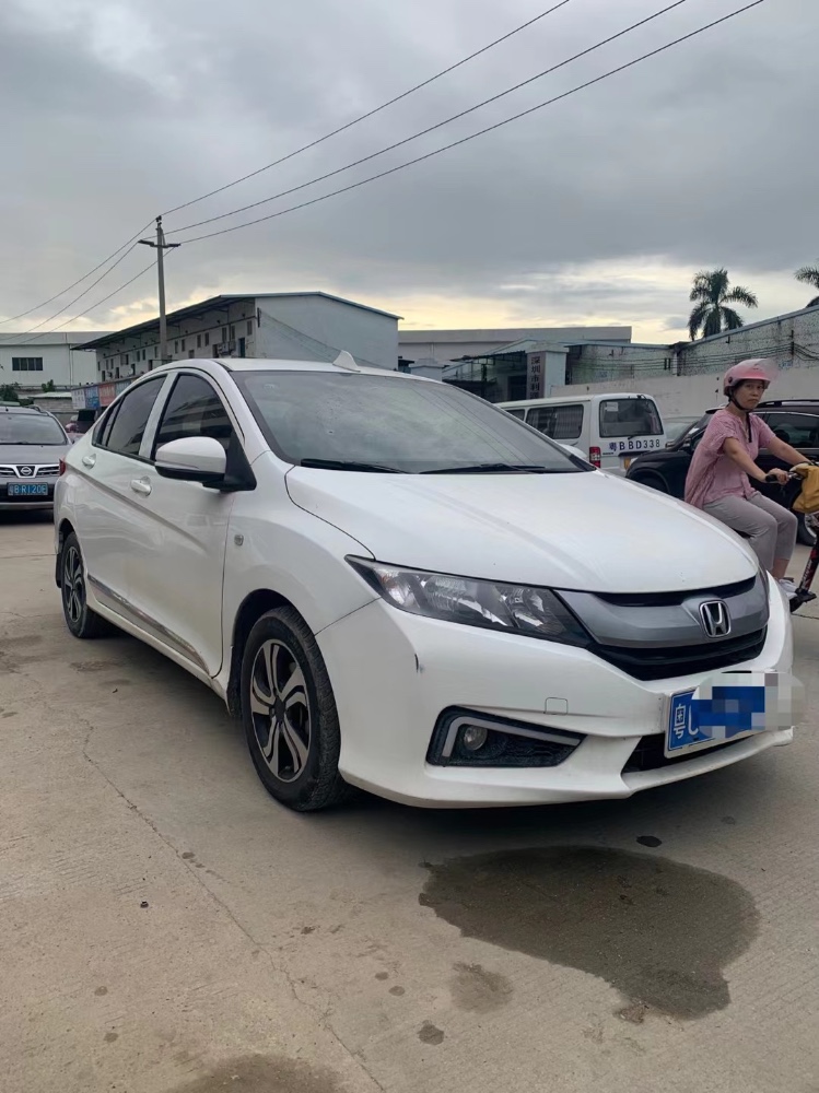 深圳16年本田锋范6