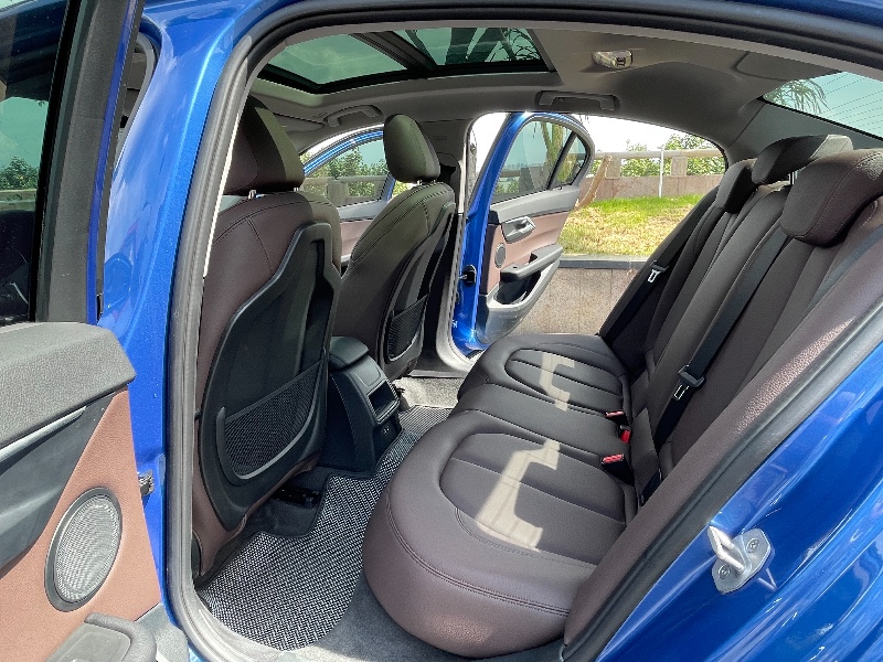 佛山20年宝马1系5