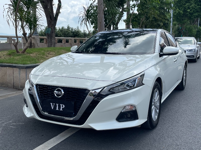 佛山20年日產天籟7