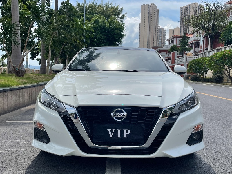 佛山20年日產天籟8