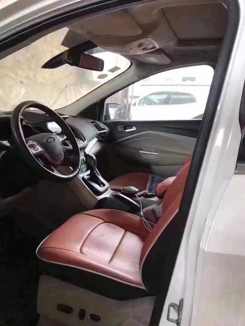 温州14年福特翼虎2