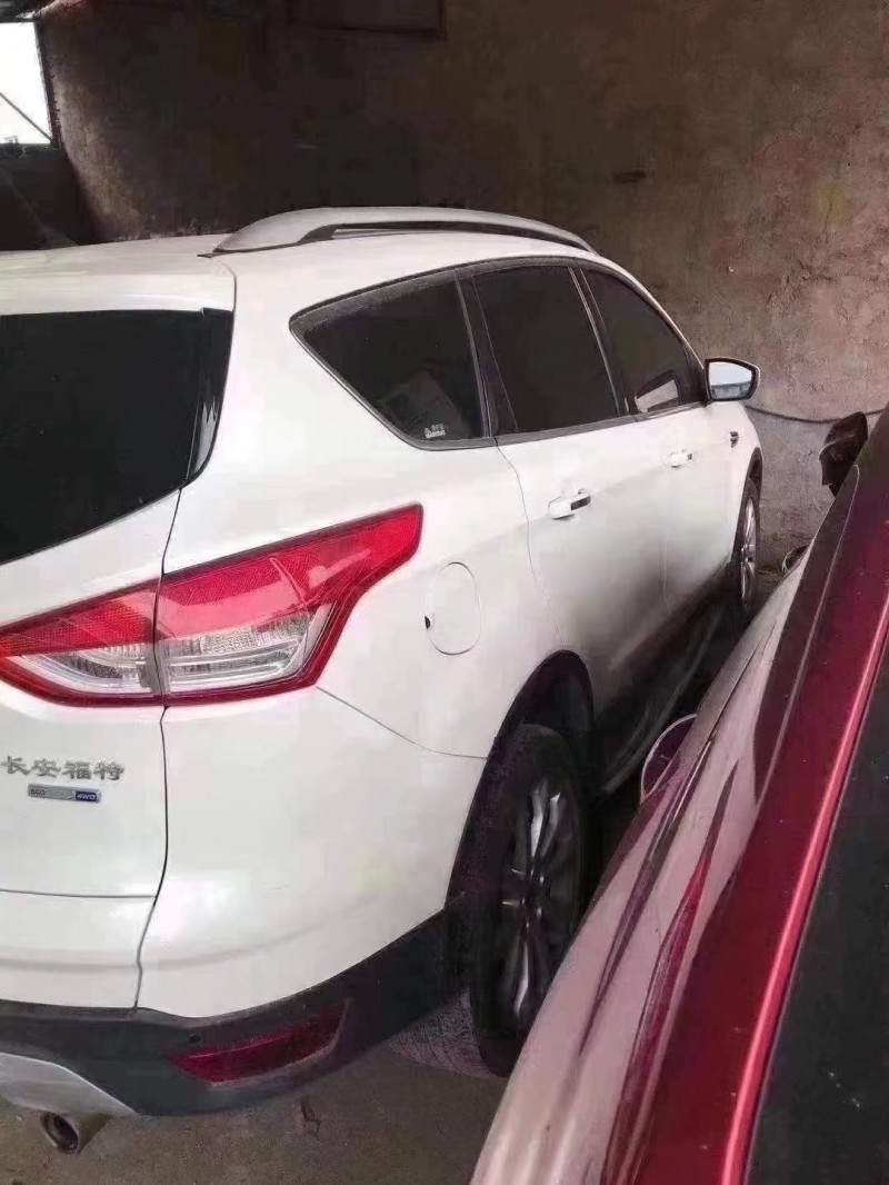 温州14年福特翼虎5