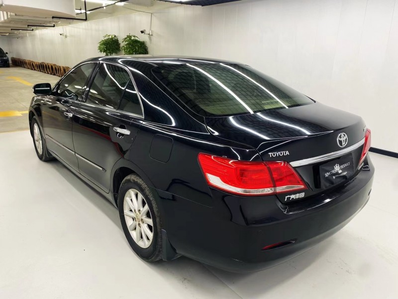 保定12年丰田凯美瑞7