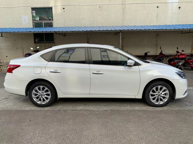 中山17年日產軒逸2