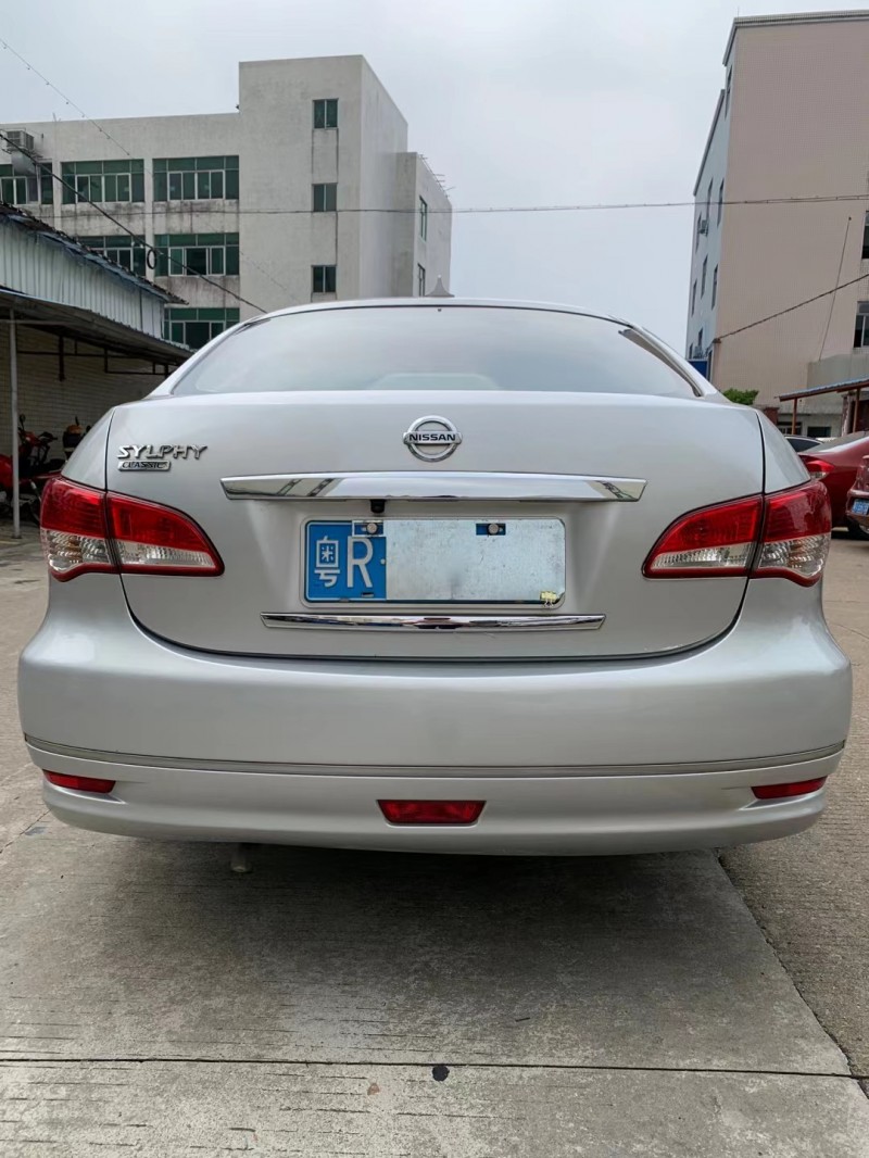 中山14年日產軒逸4