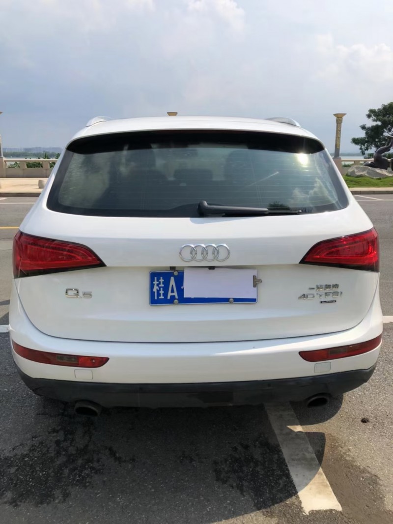 佛山13年奥迪Q54