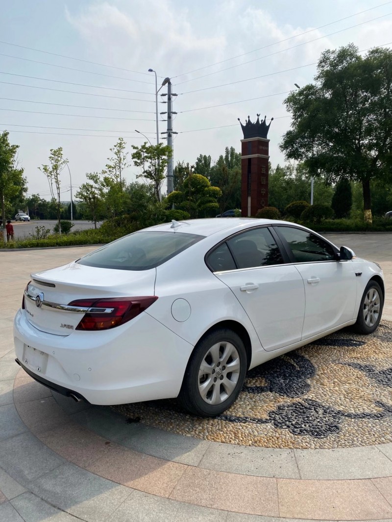 青岛16年别克君威7