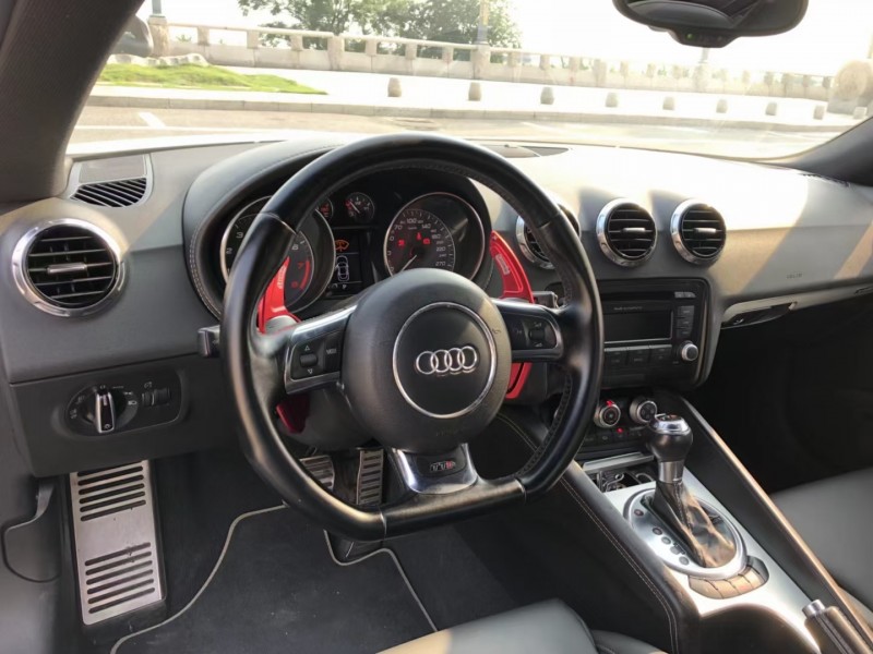 佛山12年奥迪TTS9