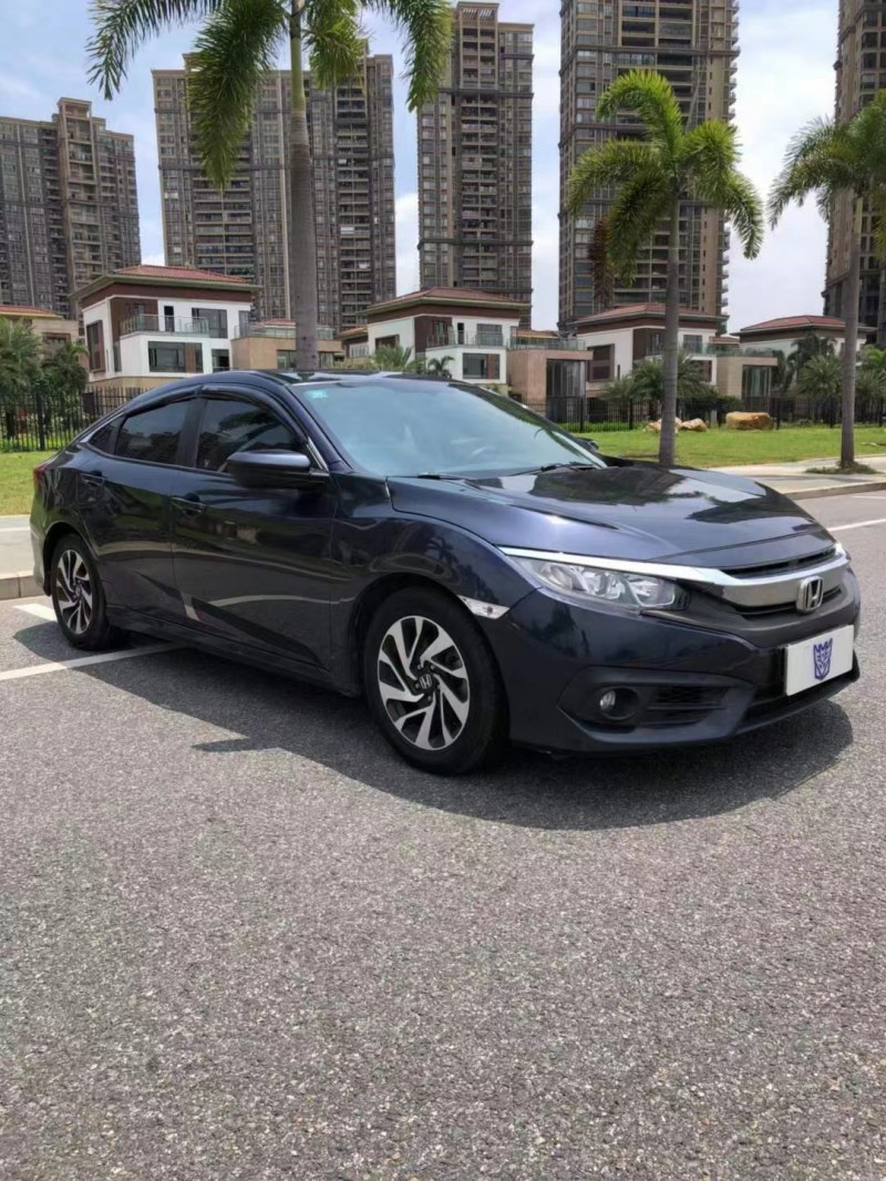 佛山17年本田思域3