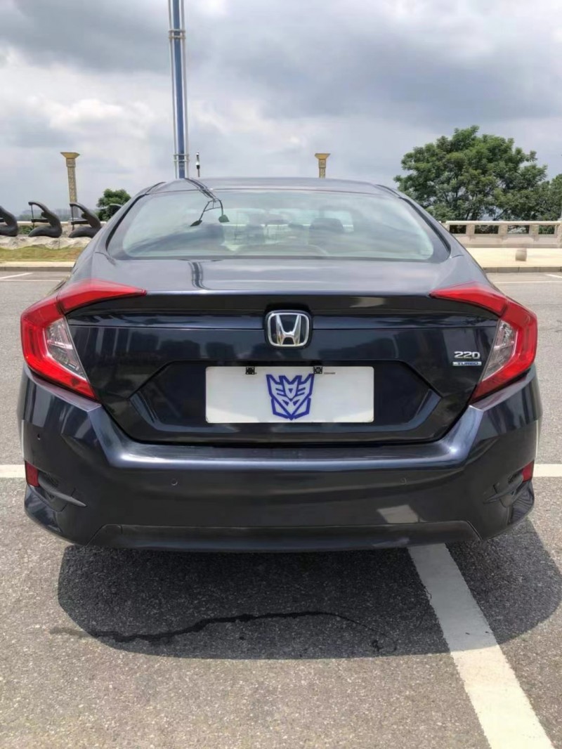 佛山17年本田思域4