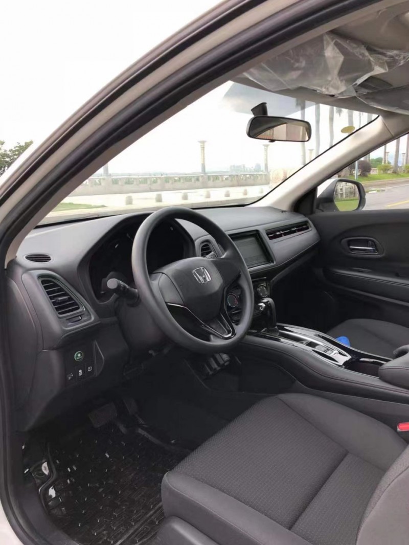 佛山20年本田缤智5