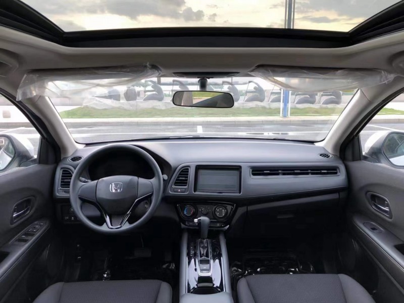 佛山20年本田缤智8