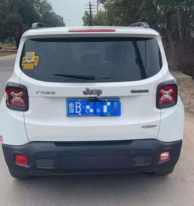 濰坊17年Jeep自由俠9