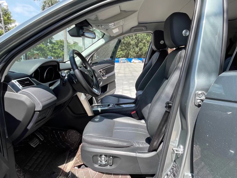 佛山19年路虎神行者4