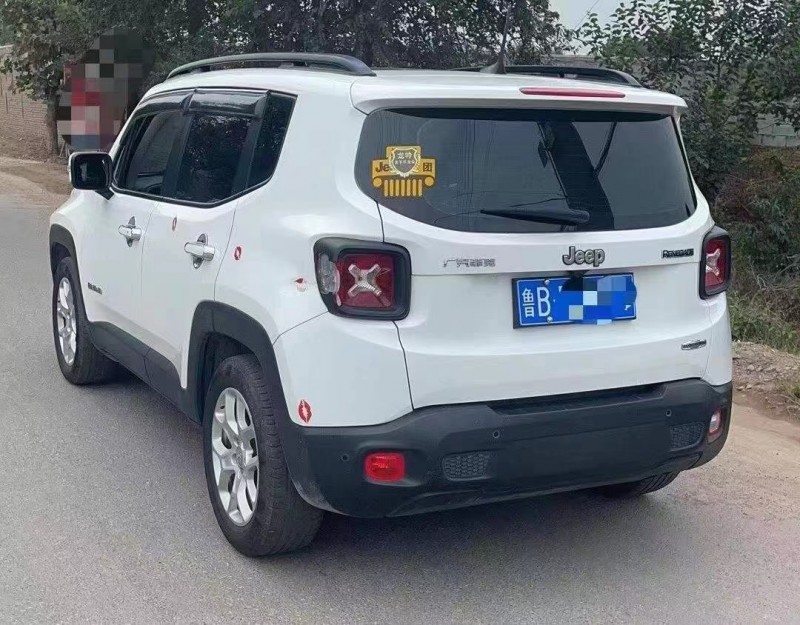 青島17年Jeep自由俠7