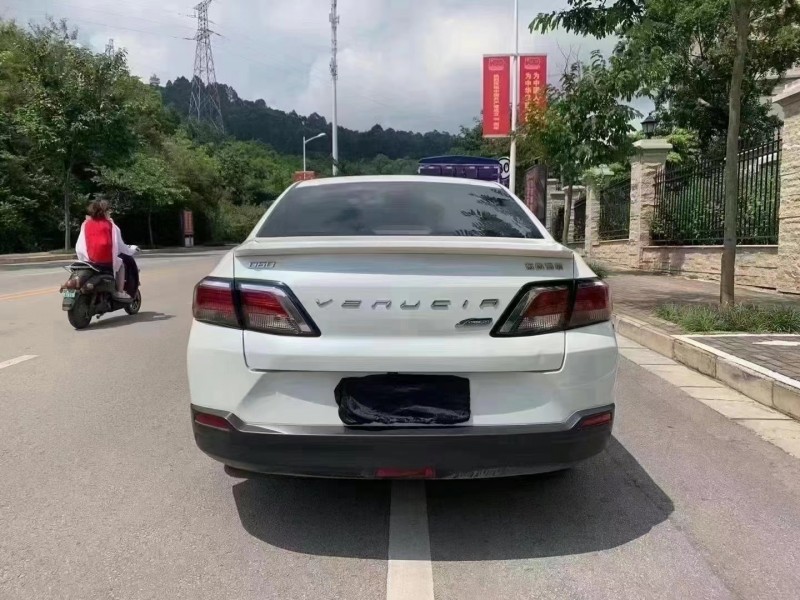 欽州19年啟辰D602
