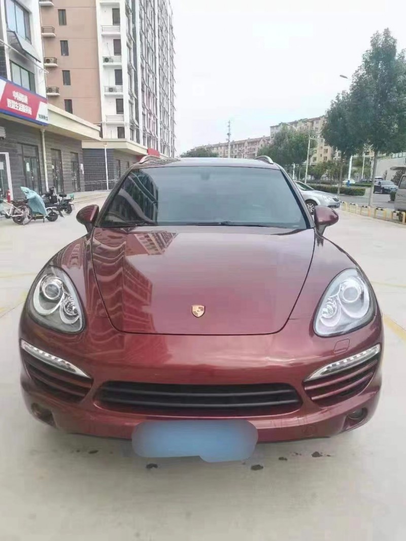 泰安13年保時捷卡宴1