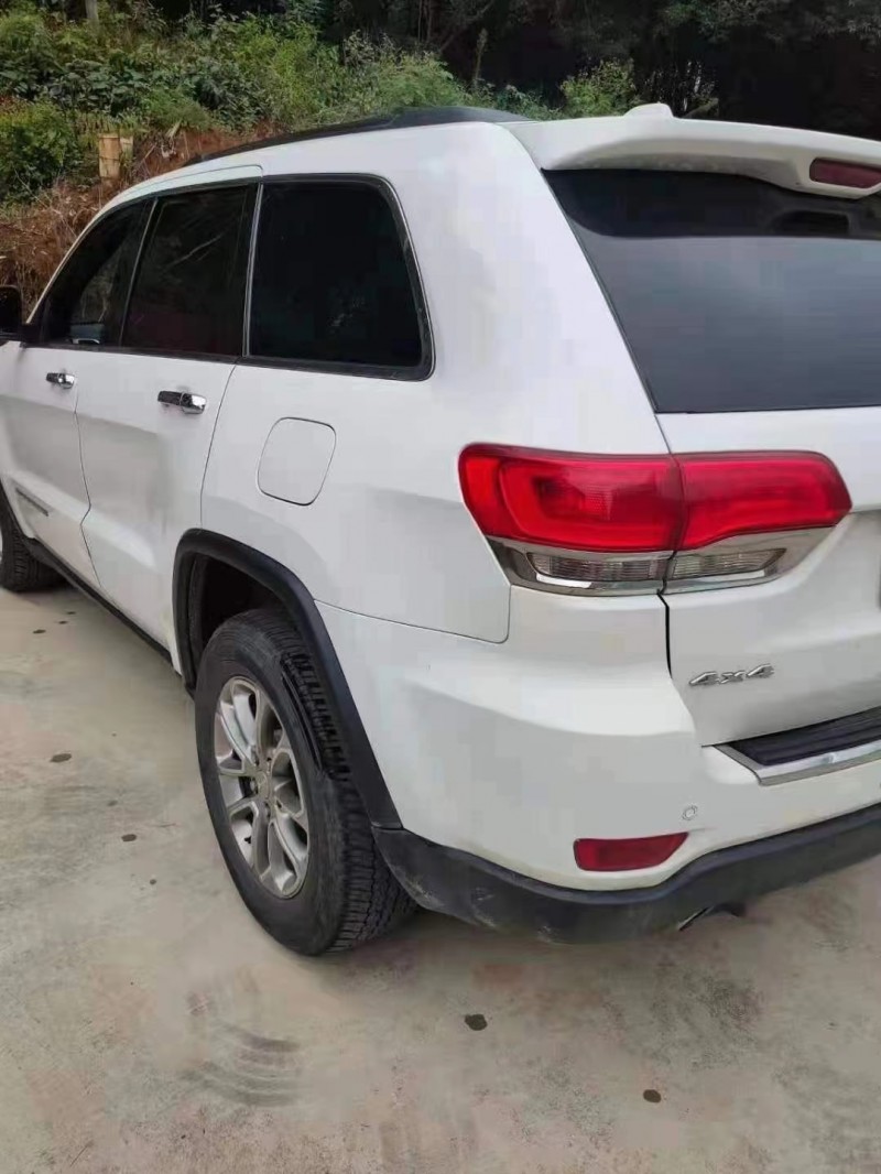 長沙15年Jeep大切諾基8