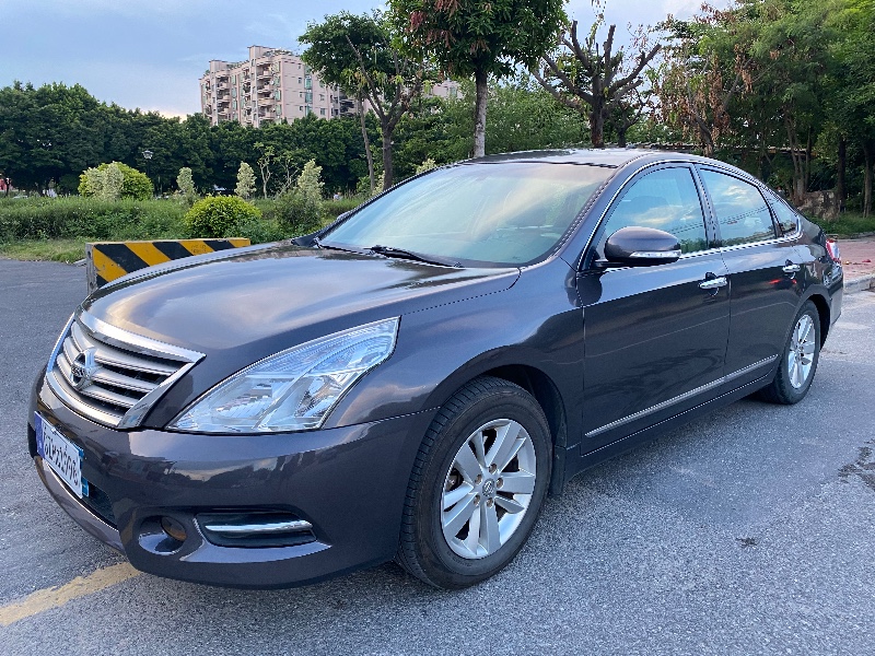 广州12年日产天籁9