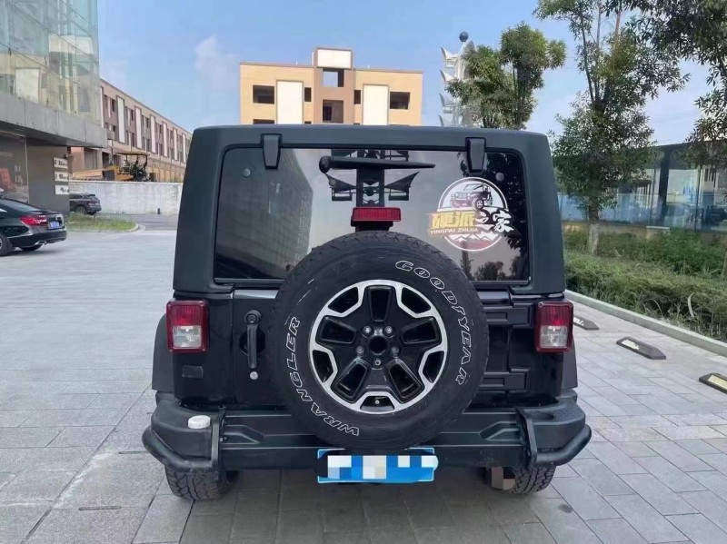 常德12年Jeep牧馬人2