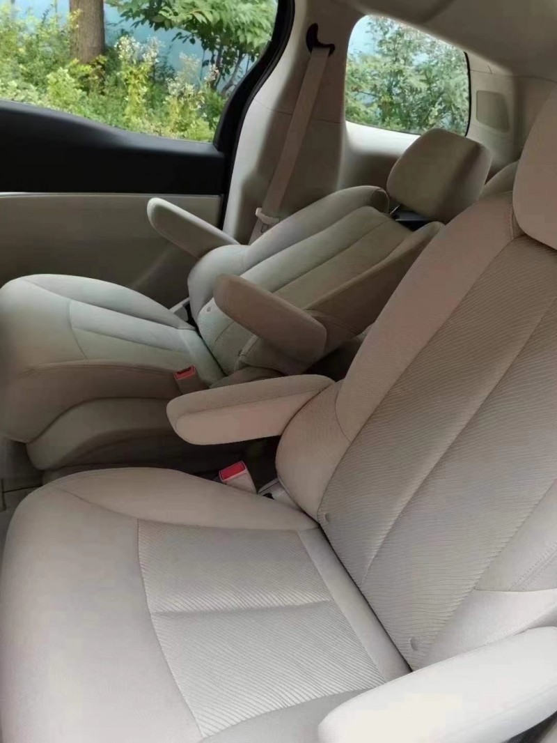 成都21年别克GL86