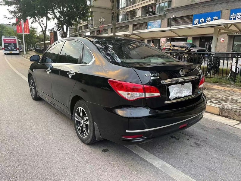 桂林18年日產軒逸6
