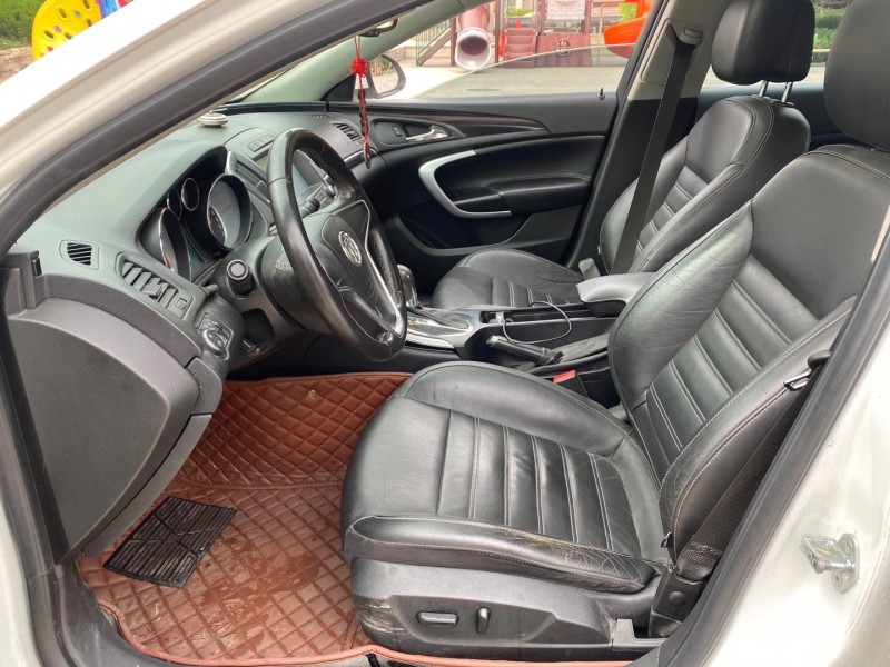 青岛14年别克君威5