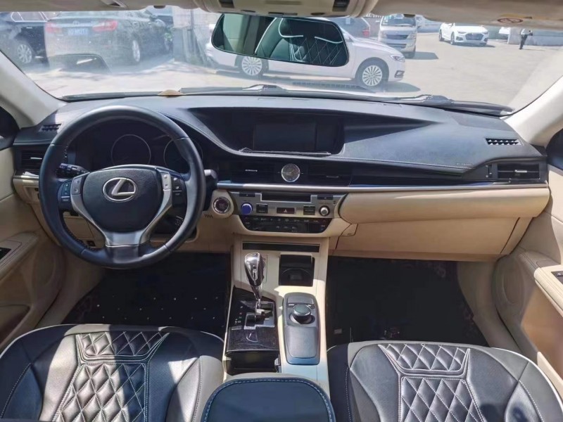 武汉15年雷克萨斯ES3