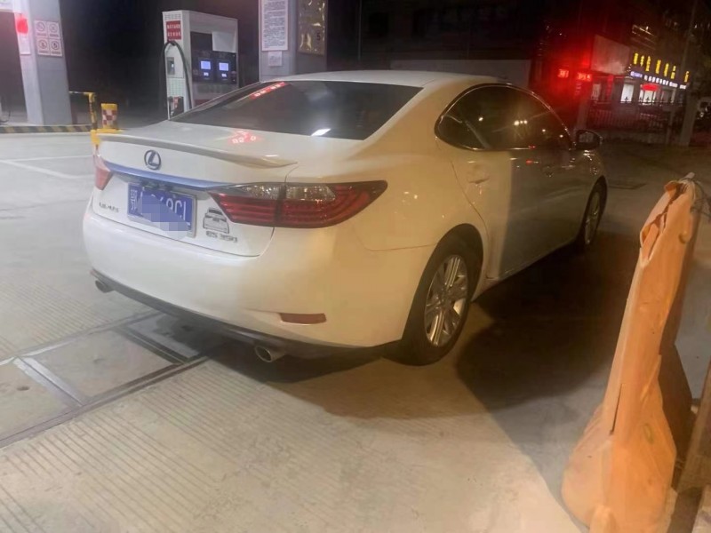 武汉15年雷克萨斯ES9