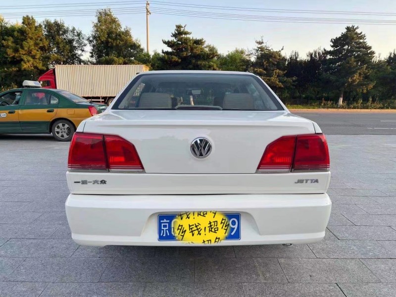 北京10年大眾捷達8