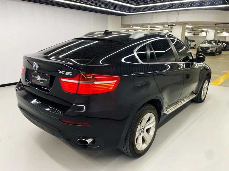 保定11年宝马X67