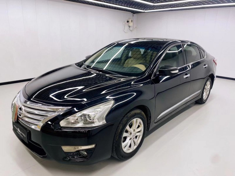 保定14年日产天籁2