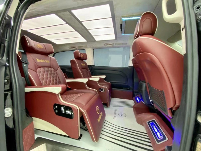 保定18年奔驰迈巴赫S级4