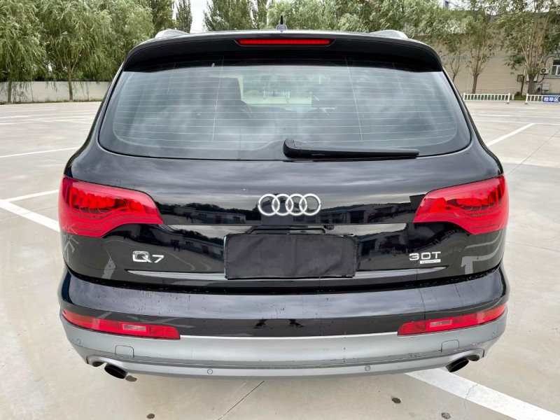 邢台12年奥迪Q76