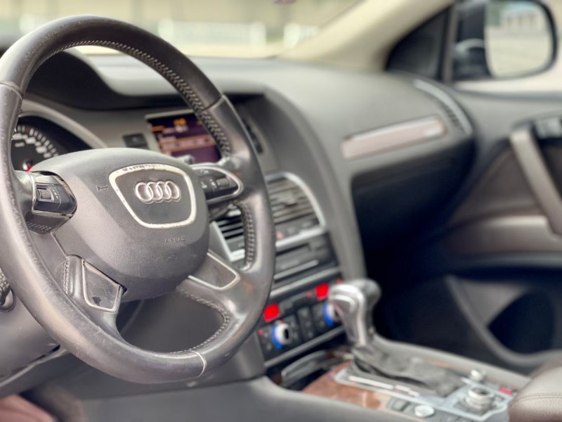 邢台12年奥迪Q78