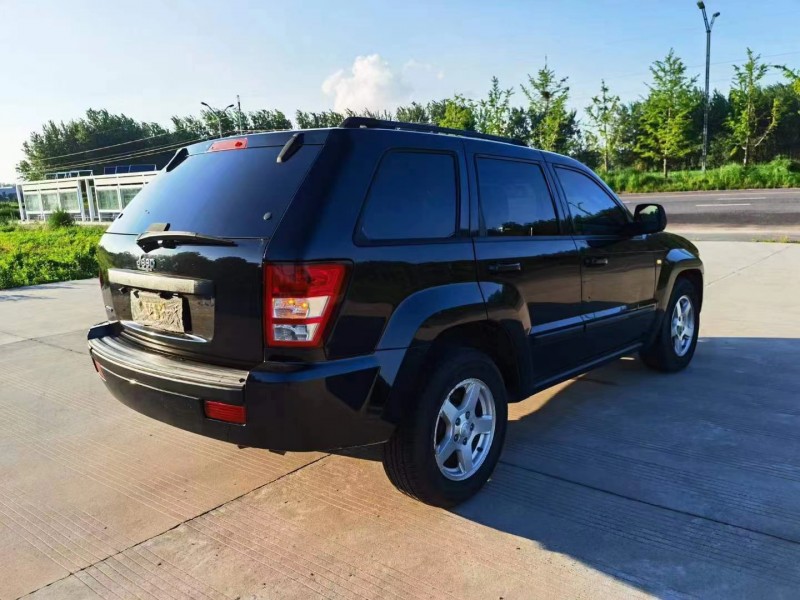 南通10年Jeep大切諾基8