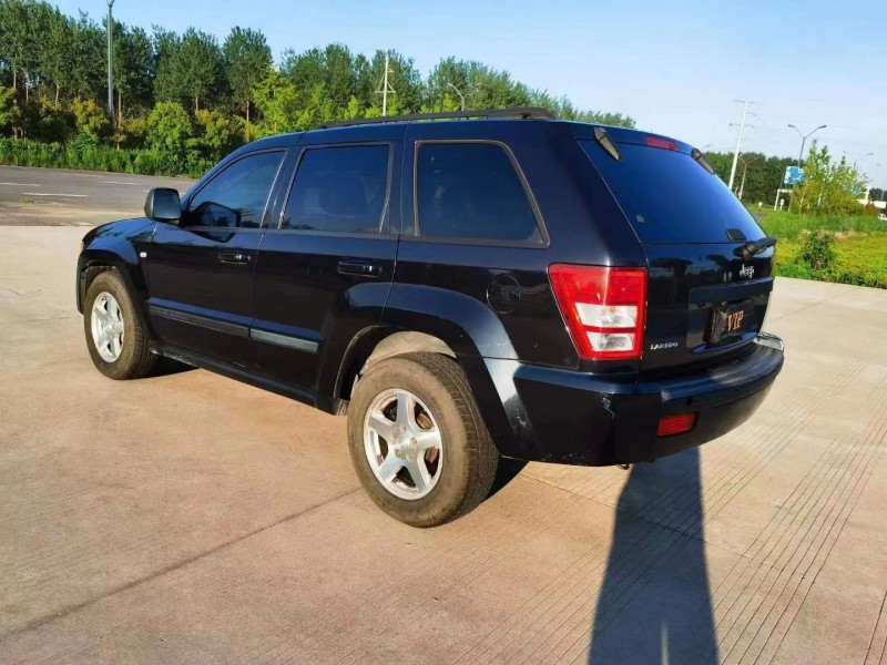 南通10年Jeep大切諾基7