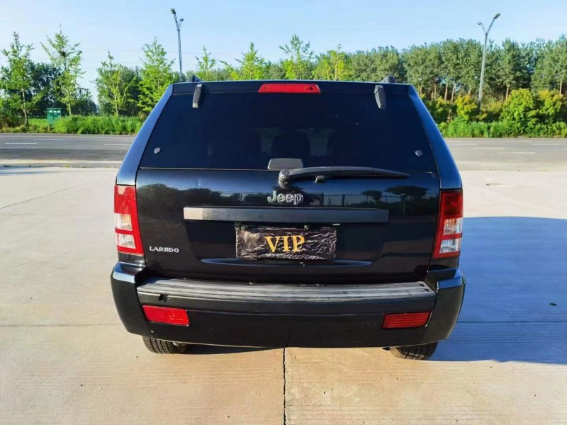 南通10年Jeep大切諾基9