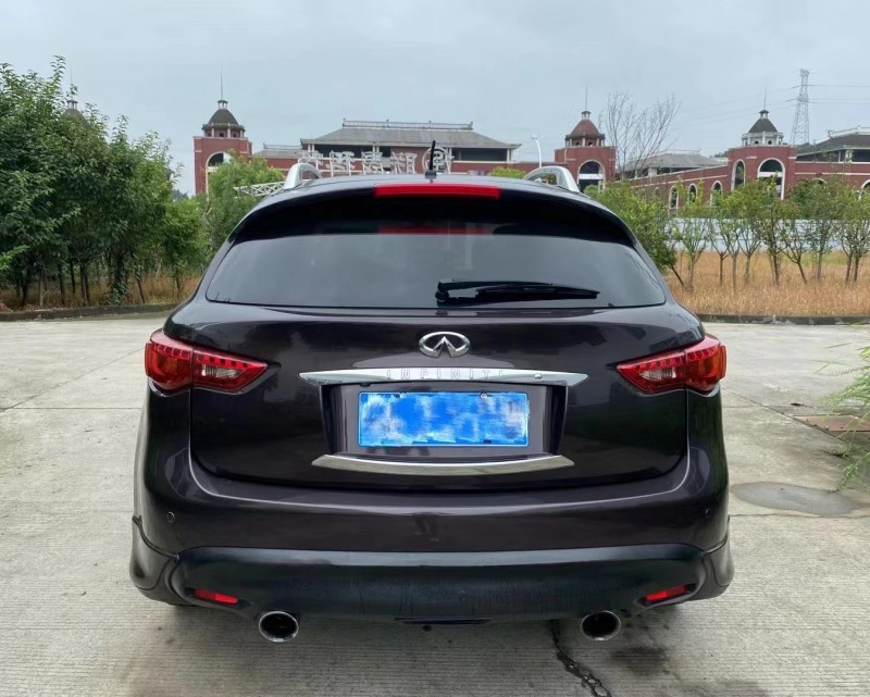 宜昌12年英菲尼迪FX359